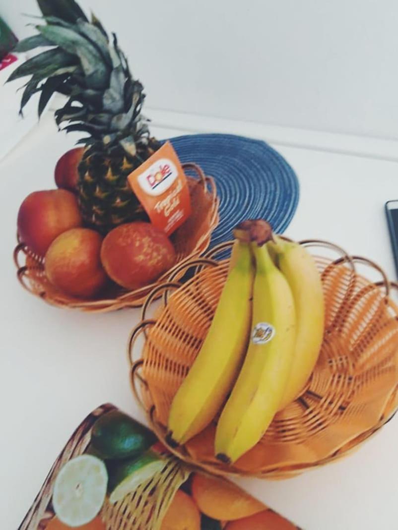 Kristi Apartment 2 Min To Sea Netflix & Espresso Station Sarande Bagian luar foto