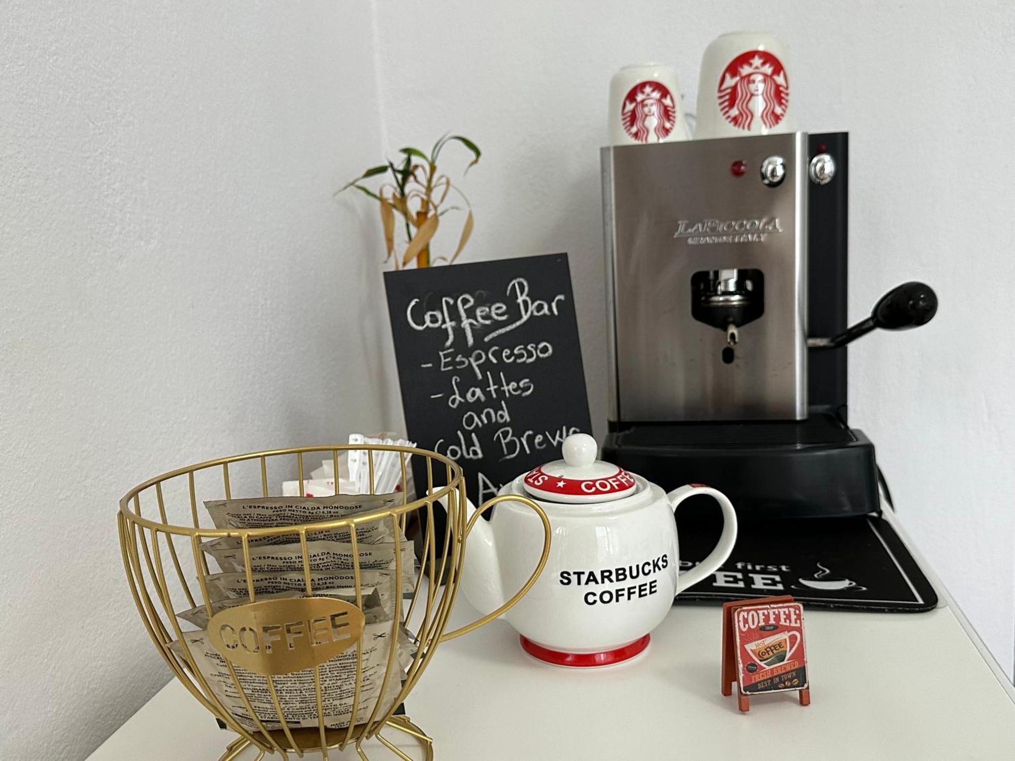 Kristi Apartment 2 Min To Sea Netflix & Espresso Station Sarande Bagian luar foto